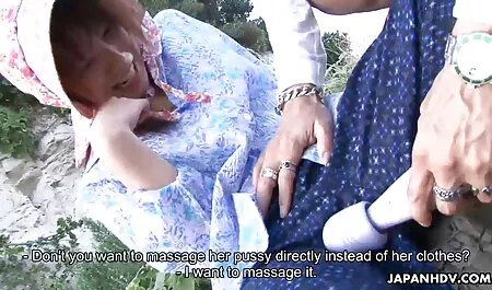 Öffentliches Blinken und Blowjob auf pornoseiten in hd Naturspaziergang