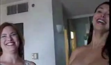 Awesome Chick mit großen Titten im 10 besten pornoseiten Bad