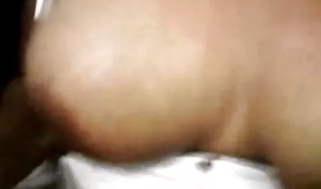 Sie will eine BBC pornoseite gratis für ihre enge Muschi